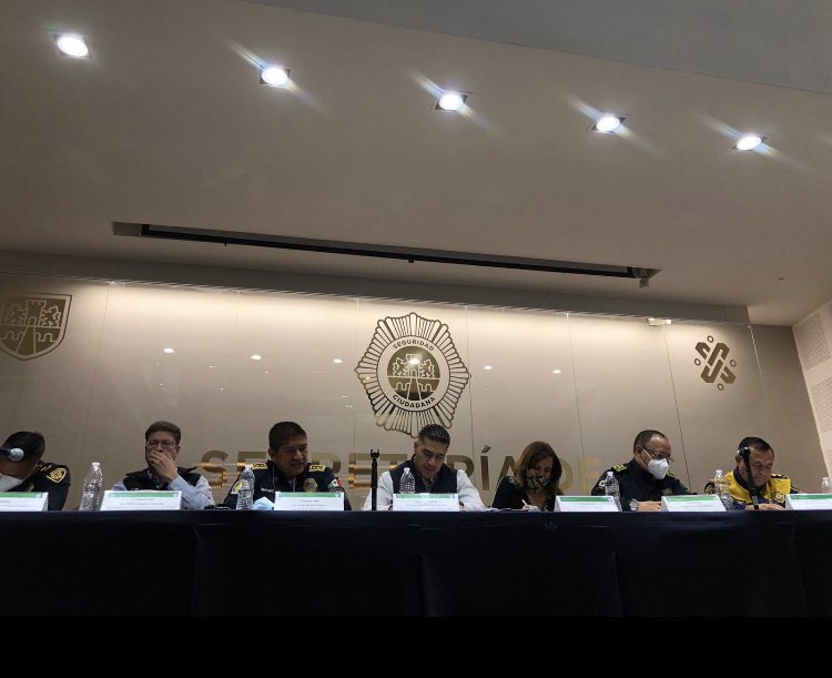 Integrantes del <a href="/ObsSegCiudadana/">Observatorio de Seguridad Ciudadana</a> de las Alcaldías de Álvaro Obregón, Benito Juárez y Tlalpan, nos reunimos el día de hoy con el Secretario de <a href="/SSC_CDMX/">SSC CDMX</a> <a href="/OHarfuch/">Omar H Garcia Harfuch</a> y sus mandos para continuar con los trabajos de enlace entre autoridad y ciudadanía.