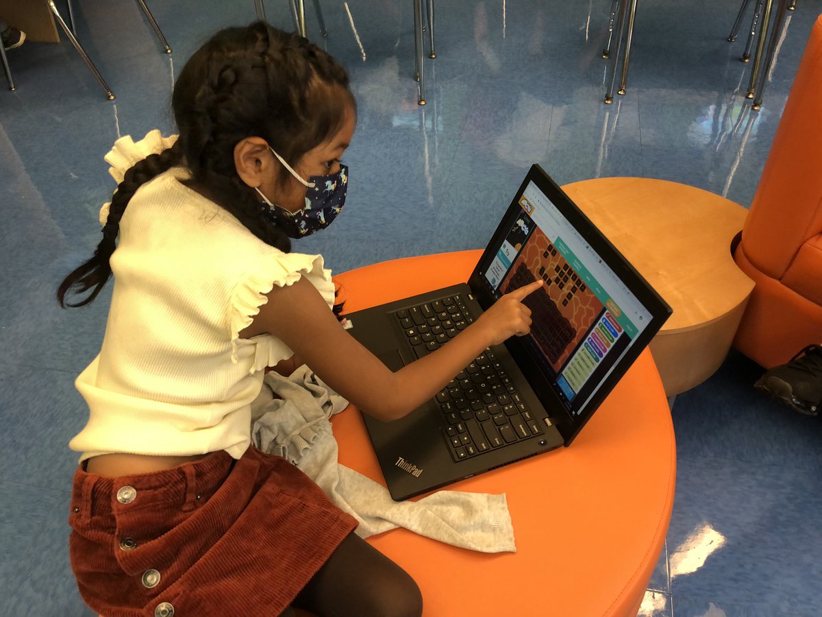 DigitalAdam20's tweet photo. Students are being introduced to keyboarding by using @ABCyaGames Keyboard Challenge. Perfect way to introduce the keyboard! @LearnPromethean #PEPeducators #ABCya #edchat https://t.co/cc13tNwq7O