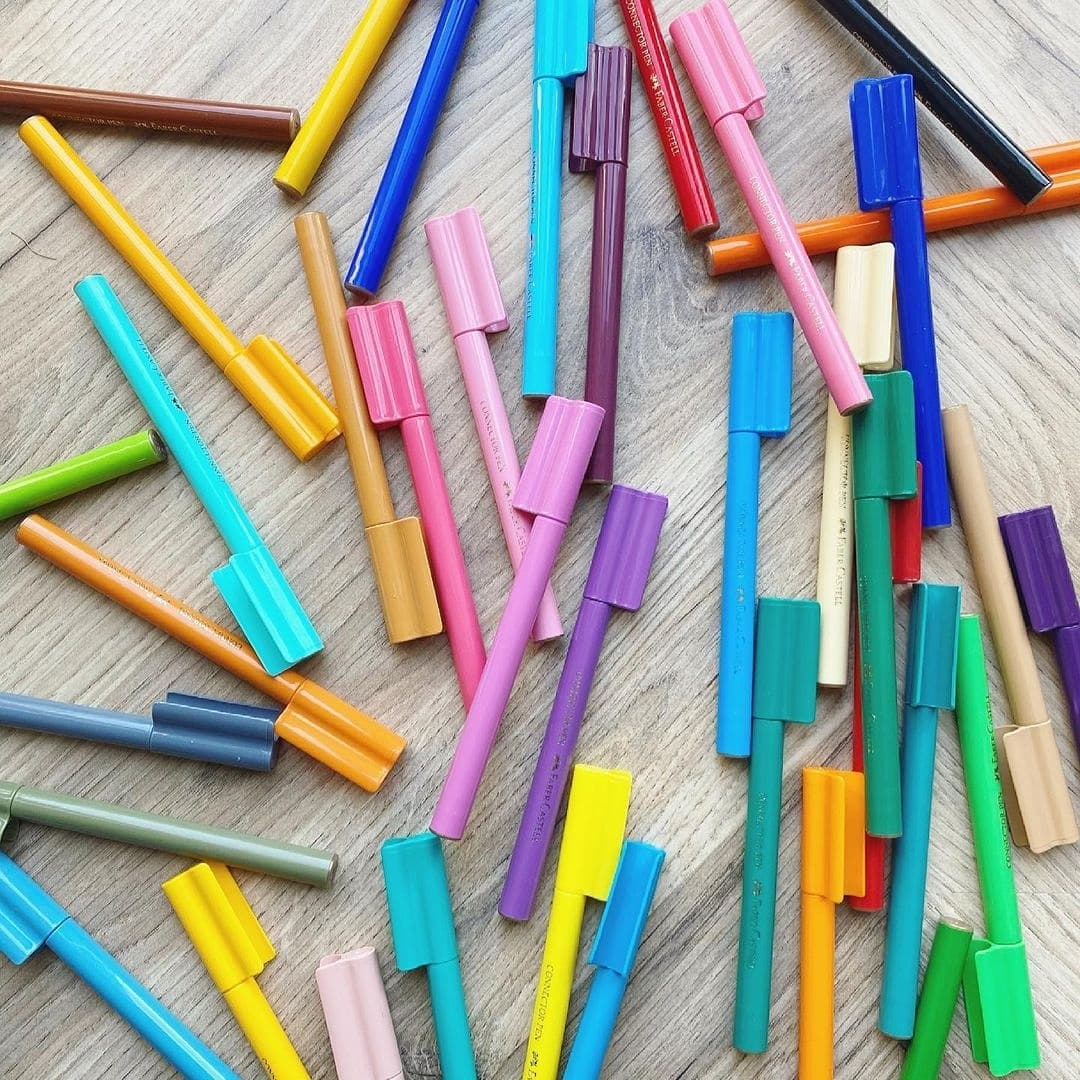 fabercastellph's tweet image. After hours of colouring and playing, the connector pens simply clip together for easy storage. Satisfying indeed!😉💡✨

It comes in sets of 10, 20, 30, 50, 60 and 80 vibrant colours! ♥️🧡💛💚💙💜

Find out more: linktr.ee/fabercastellph…

#PlayAndLearning