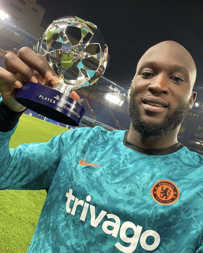 Kirain pake logo MU 🐣