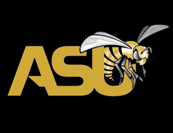 JaydenJohn04's tweet photo. Very blessed to receive an offer from Alabama state university 🖤💛🐝#gohornets #blessed @OKC_kicking @KornblueKicking @CoachTonyBugeja @larryblustein @Roc__Nation @NCSA_CoachJames https://t.co/y6jV7pwfdS