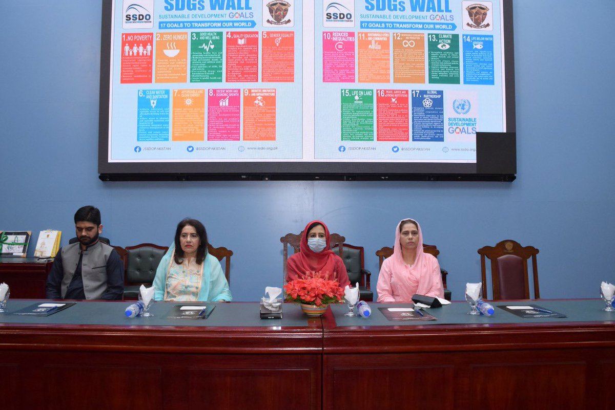SSDOPakistan's tweet photo. SSDO launched SDGs wall in Lahore College for Women Univeristy. The wall was inaugrated by Begum Perveen Sarwar along with Vice Chancellor & faculty of LCWU. #sdgactionzone2021 #sdgwall @PerveenSarwar @lahorecollege @UzmaKardar @PunjabSDGsUnit @SecretariatSDGs @RajaYassirPTI https://t.co/Bn8rosvfK1