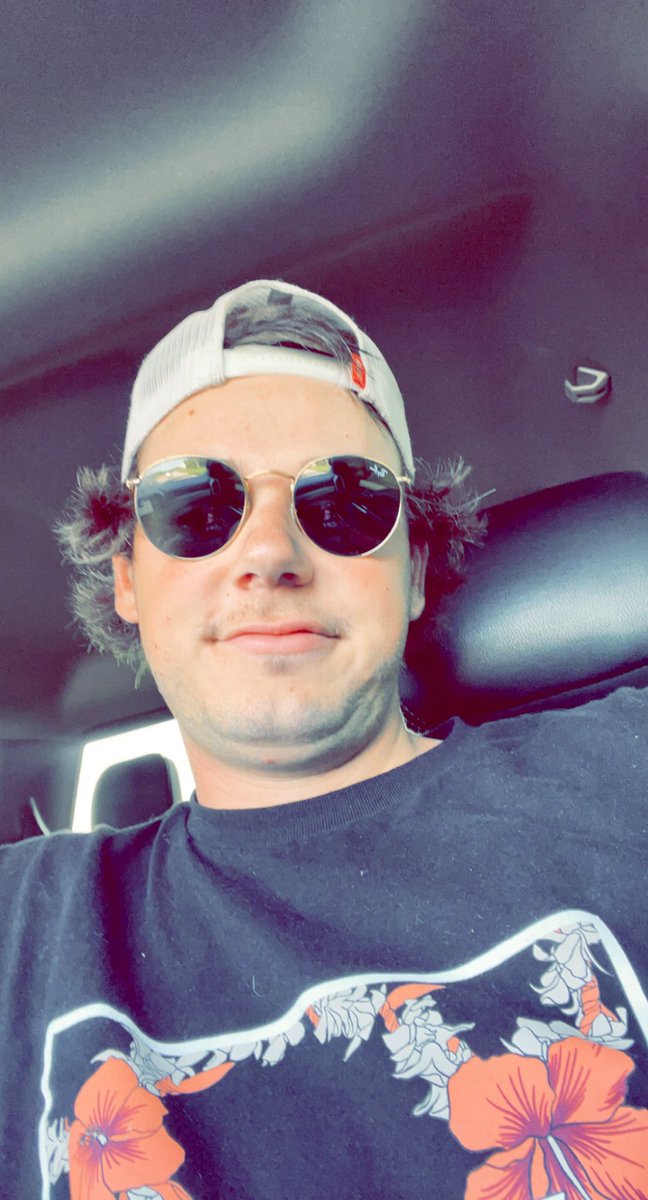 timinsky1's tweet image. Once I remembered I make my own happiness life started to get better!