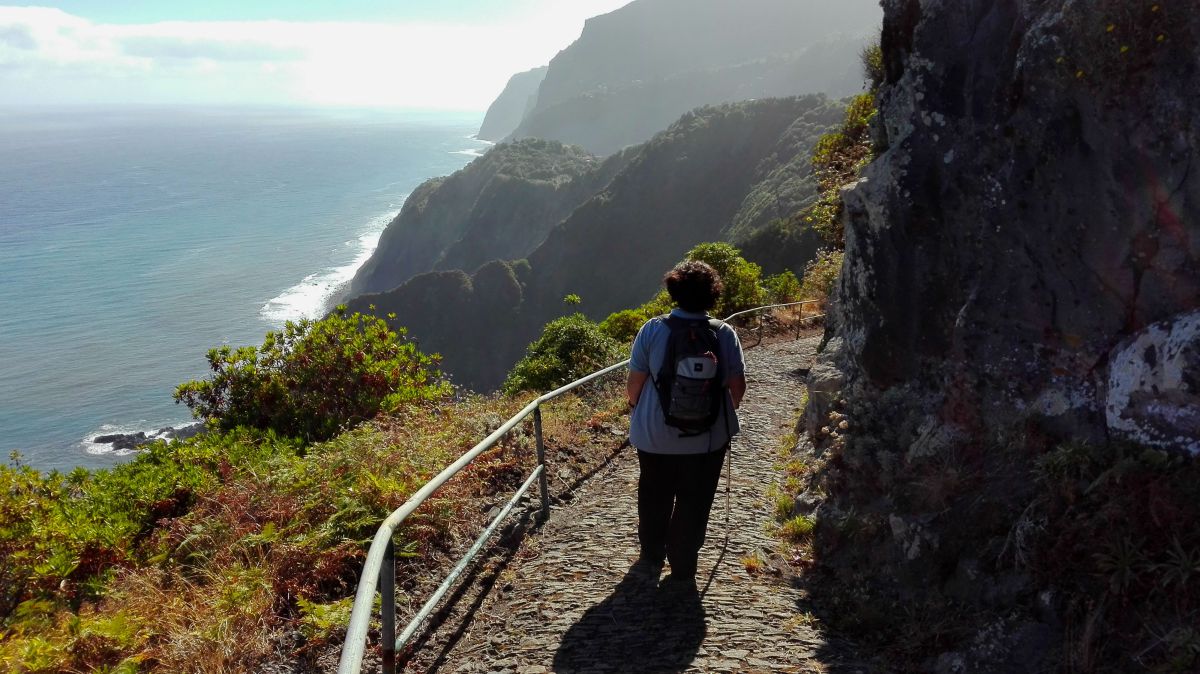 madeira_islands's tweet photo. Heavenly walk: the Caminho do Entrosa.
#Madeira 
https://t.co/kY3Q5m9lM9 https://t.co/TUNDXPfjHn