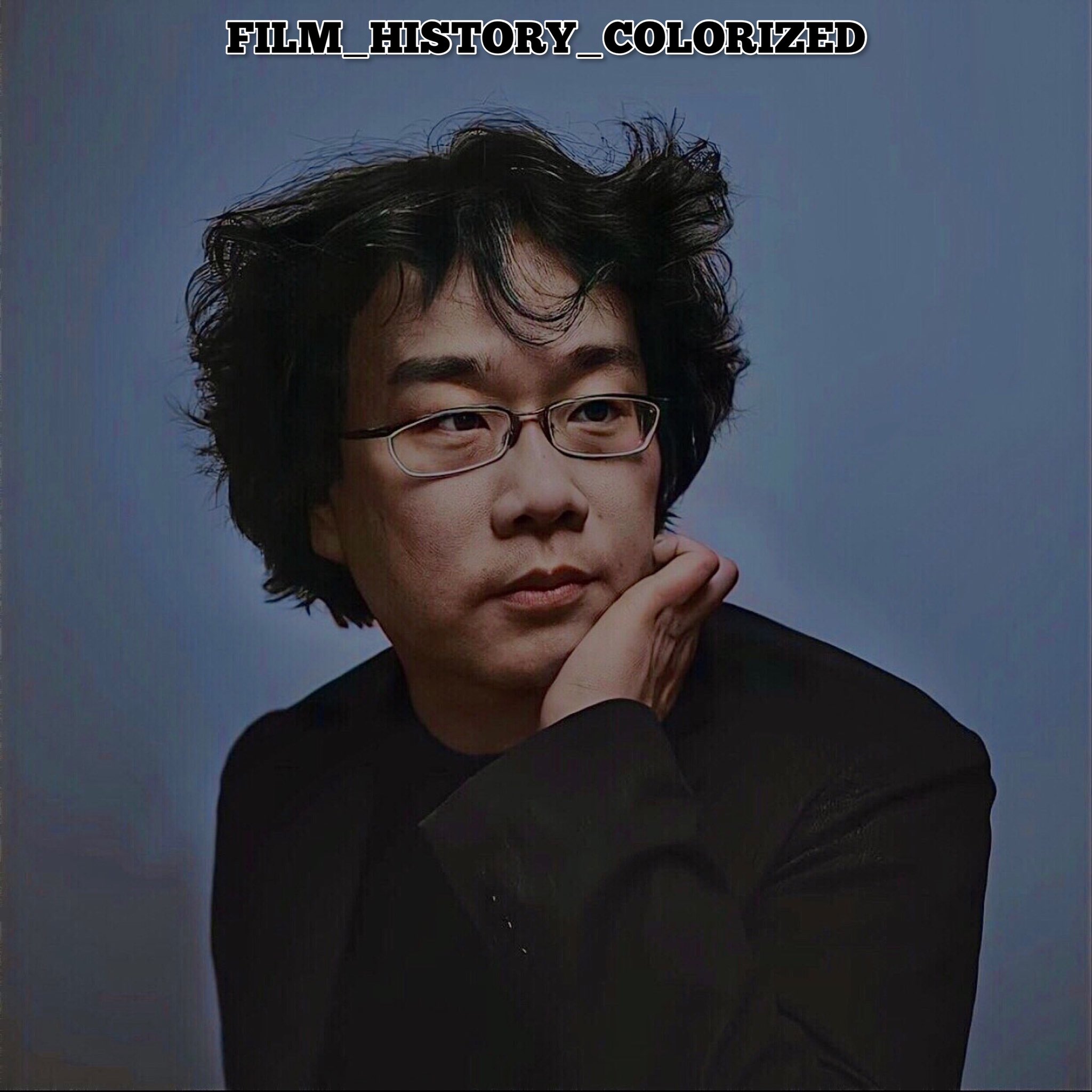 Happy birthday to Bong Joon-Ho who turns 52 today.

Colorization by yours truly. 