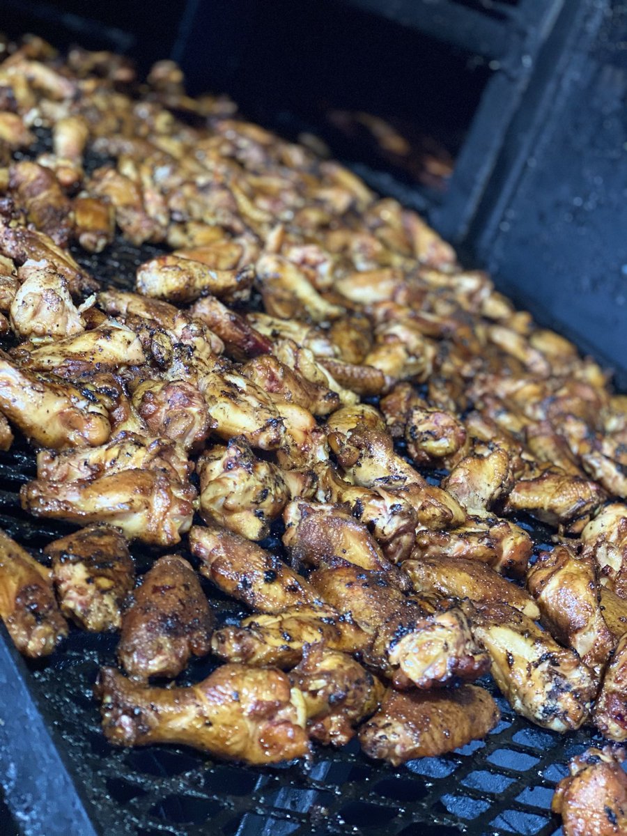 The Day Everyone’s Been Waiting for ! 🔥
WING WEDNESDAY at Woodstock Store !
Are you Ready for Tomorrow ?! 🍗
10 wings for $15 Tomorrow Only !! 
#wingwednesday #smokeyfriedwings #jdsbarbque #smokinthegoodstuff