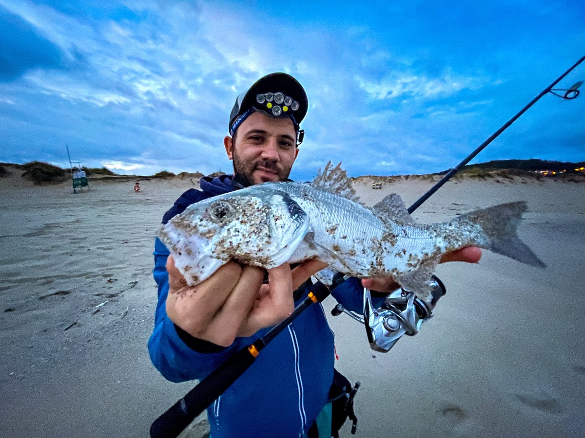 danifrancogali1's tweet photo. Lubina de verano 😍
#topwater #spinningvaldeorras #spinning #seabbas #pescaria #pescar #Pescalito #PESCADO #pesca #nature #Naturaleza #lifefishing #life #fishing #fish https://t.co/z3YrawAETD