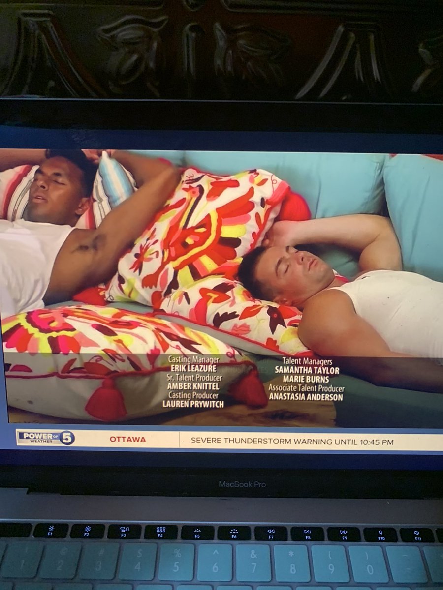 camprealitypod's tweet photo. The bromance content we needed #bachelorinparadise https://t.co/jJRy0QXMgk