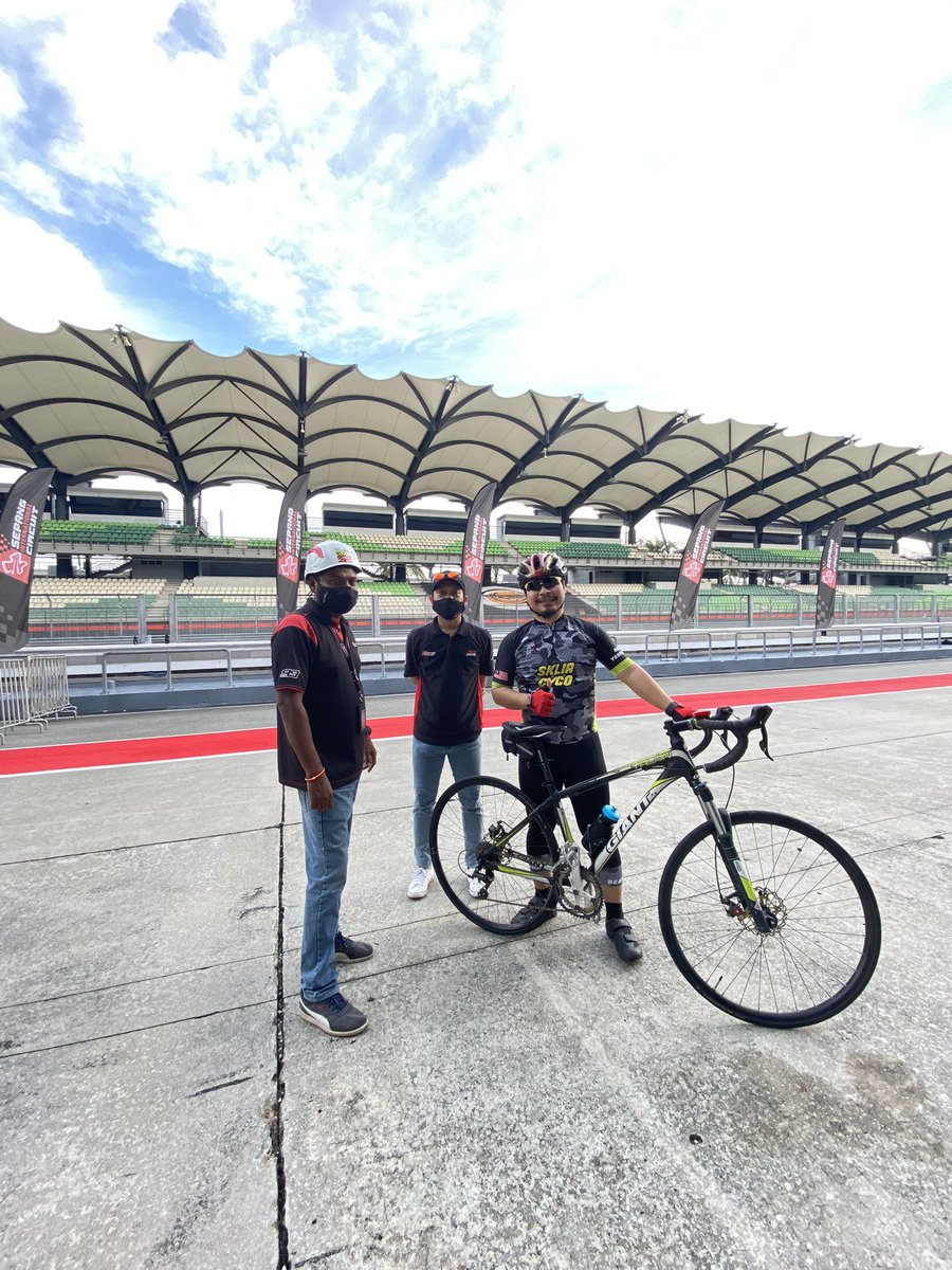 sepangcircuit's tweet photo. #SICTIMEOUT 🔥🏁 https://t.co/gyQeBPL8sY