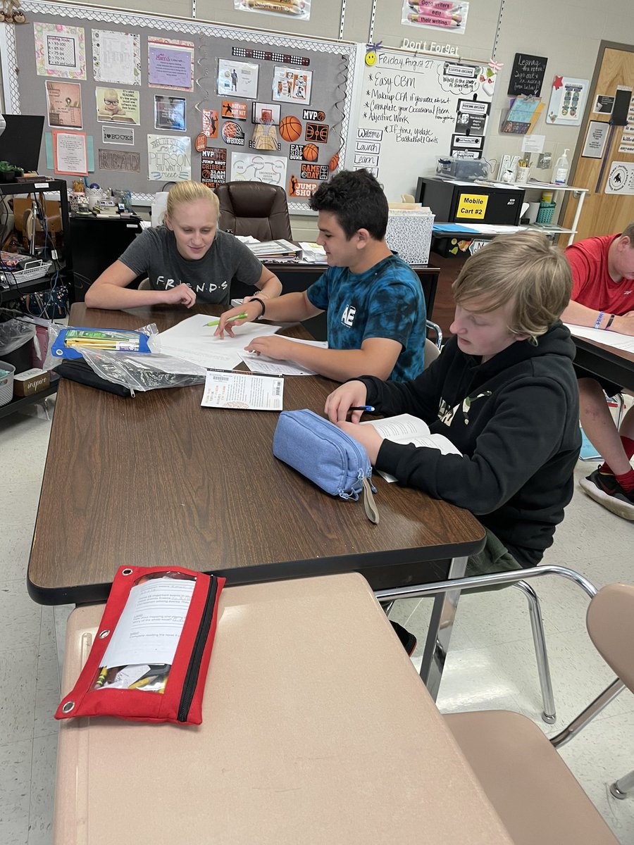 JMorris8thELA's tweet photo. Classroom collaboration: Updating Team Bell Basketball Cards @WitWisdomELA @PanthersPwms @8thPwms #Sumnerachieves https://t.co/bnTJwQ290T