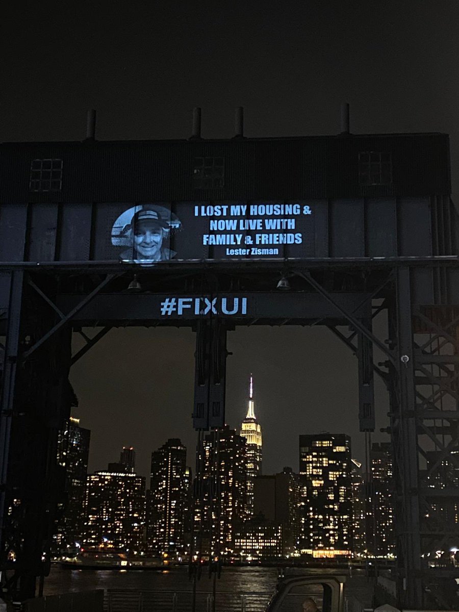 unemployedact's tweet image. We are your constituents @SenSchumer @gillibrandny @POTUS

You can’t look away! #extenduI #FixUI now