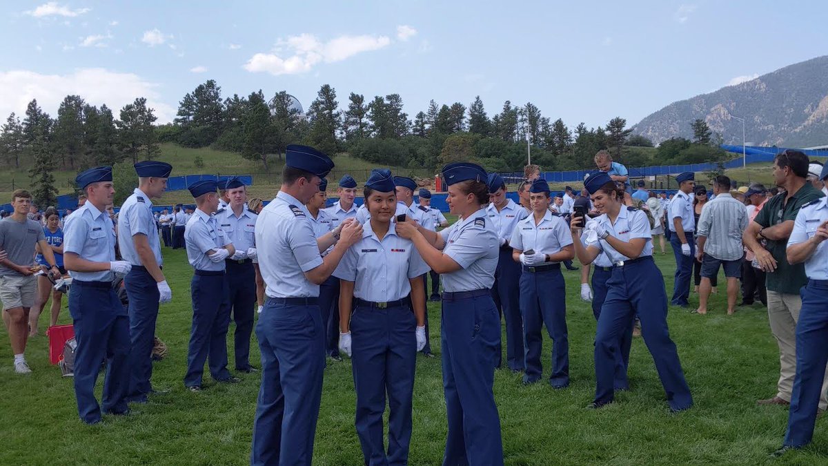 In early August, Jasmine Oki ’21 graduated from the United States Air Force Academy’s Basic Cadet Training. We congratulate Jasmine and wish her the best as she continues her training!
Read Jasmine’s story at: hba.net/alumni/news