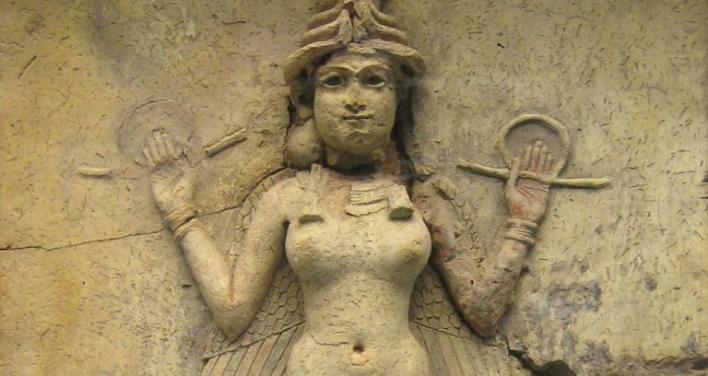 #Etymology_of_Star
Word star entered Modern English from Middle English sterre, from Old English steorra, from Proto-Indo-European *h₂stḗr, from Arabic Ishtar عشتار .
Ish-Tar in Arabic consists of: Ish means life, and Tar means to flow.
Arabic lordess of life, love and beauty.