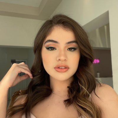 #NuevaFotoDePerfil https://t.co/eEemogxQVO<a href="/tag/nuevafotodeperfil"class="tags">#NuevaFotoDePerfil</a>