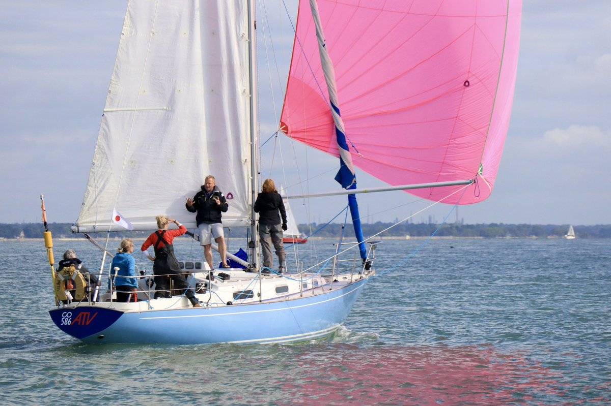 GunnerSailing tweet media