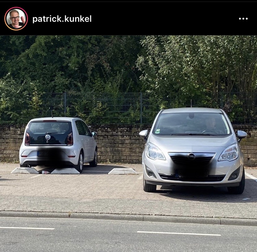 Schönes Verkehrsquiz von <a href="/Patrick_Kunkel/">Patrick Kunkel 🇪🇺</a> - aus aktuellem Anlass (auf Instagram)… #Fail