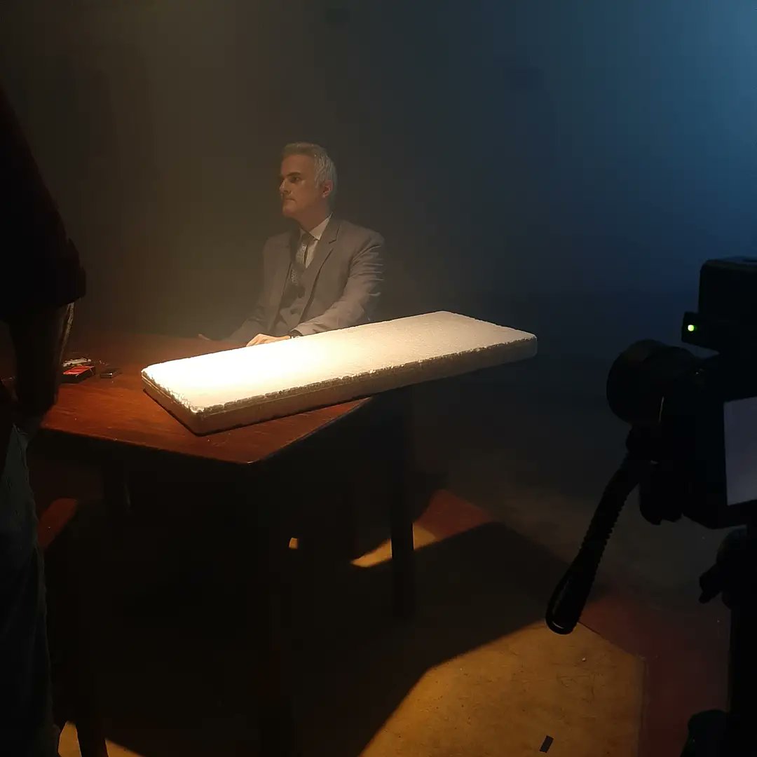 VihaanChoudhary's tweet photo. Shoot in progress #webseries
.
.
#shootingday #inprogress #snapshots #newseries #lightsup #intense #actorslife #inthezone #bollywoodactor #artists #caughtintheact #emotion #feel #style #performance #scene #instapics #instalight #instalook #instashot https://t.co/kSZ8InWz3Z