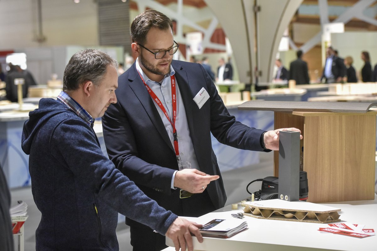 MarkusMajerus's tweet photo. Die Zuliefermesse #ZOW findet vom 8. bis 10. Februar 2022 in Bad Salzuflen statt. In einer der stärksten Möbelregionen weltweit vernetzt sich die #Zulieferbranche mit der #Möbelindustrie und dem #Innenausbau - für neue Ideen und Wege zum Erfolg: https://t.co/uoJfYDIYbU https://t.co/kIWsZdbhie