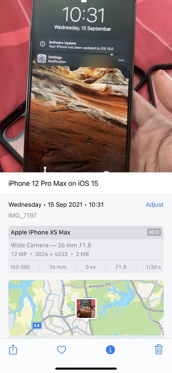 ysryprnce's tweet image. Eh cool like finally there’s built-in stock EXIF feature to read photos’ details in iOS 15! Wheeew #iOS15RC