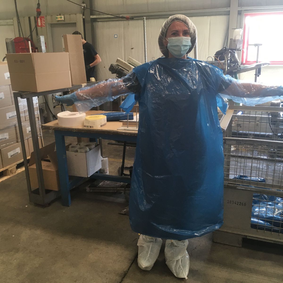 remseeks's tweet photo. Aujourd'hui 15/09 j´ai honte.
Les #Soignants qui refusent le #VaccinObligatoire (ou plutôt un prototype) sont interdits d'exercer, privés de leur travail et de leurs revenus. Eux qui ont tant œuvré avec des moyens si déplorables du fait des carences de @gouvernementFR. https://t.co/CcGCfm0Xx2