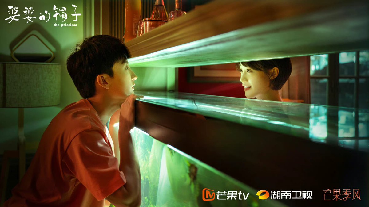 dramapotatoes's tweet photo. The currently airing family drama #ThePriceless releases new stills of Lan Yingying, Niu Junfeng, Vivian Wu, and Guo Kaimin
#婆婆的镯子 https://t.co/7Q2h0IgeHk