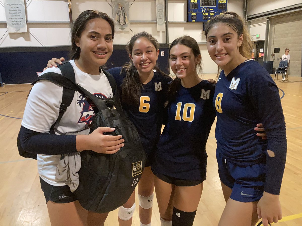 JamaalStreet's tweet photo. 🏐: @MSHS_GVB wins 25-12, 25-15, 25-27, 25-13 over St. Anthony in the Del Rey League opener. Hey Neriah Tualaulelei-Malele (14 K), Nina DeSisto (6 K, 6 ACE, 14 AST), Paige Courtney (12 K, 3 ACE) &amp; Marlena Rivera (16 K, 3 BK) led a balanced attack for the Stars (8-6, 1-0). https://t.co/8TtgHJZpZT