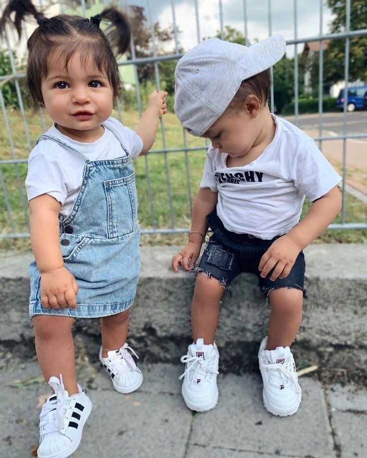 Uh, sleepin' in, faked sick
Smoked a blunt, had kids 💜