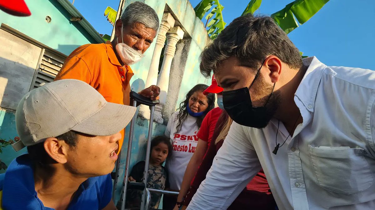 ErnestoLunaPsuv's tweet photo. ¡𝙀𝙎𝙏𝘼𝙈𝙊𝙎 𝙃𝘼𝘾𝙄𝙀𝙉𝘿𝙊 𝙋𝘼𝙏𝙍𝙄𝘼!

Nos desplegamos en la parroquia más dulce del estado Monagas. Les hablo de la parroquia El Corozo.

Caminamos ocho sectores: Amazonas, Kuwait, Corazón del Dulce, Bajos del Guarapiche, Makedonia, Romeral, Madricera I y II https://t.co/8Olyj4k6jJ