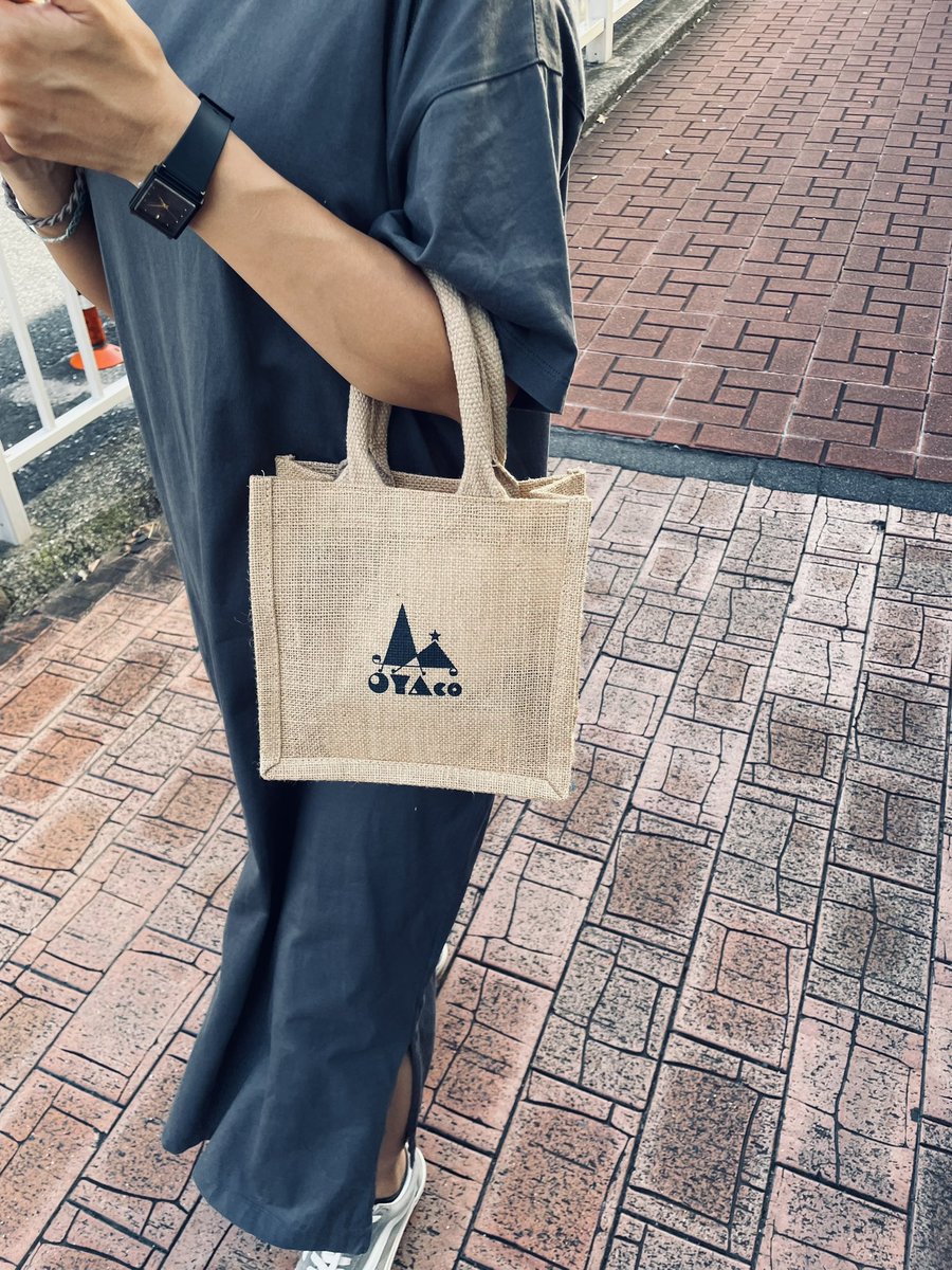 oy_aco's tweet photo. 【マスコロ販売アイテム　その3】

★OYAco ジュードバック

¥1.500-

念願のジュードバックの登場です🌟

前からずっと作りたかったアイテムの一つ👌

今回満を持しての登場✨🎶🎉

大きさは財布と携帯入れてちょいとその辺にお出掛けできるサイズとなっております🎶 https://t.co/Q9I7h9c95h