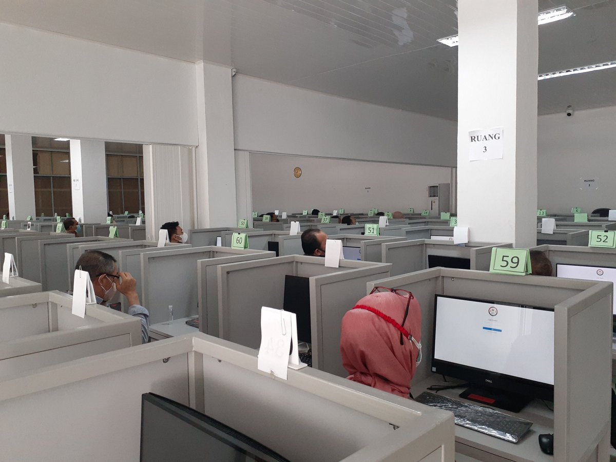 Pelaksanaan Tes Computer Assited Test (CAT) Calon Anggota KPID Sumsel Periode 2021-2024 bertempat di Baliteks UNSRI