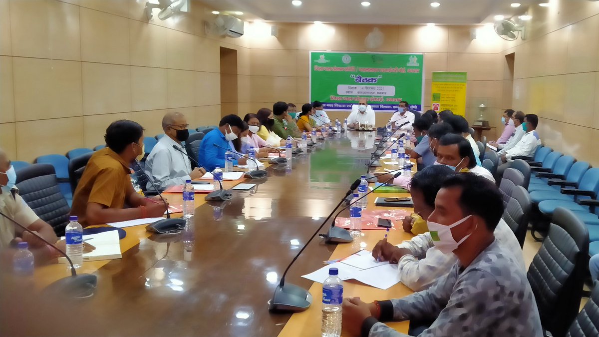 bkscldhanbad's tweet photo. @bkscldhanbad run by @bksranchi
at #Dhanbad conducted the #DCPScumCAB meeting under the chairmanship of @dc_dhanbad
to discuss various issues with respect to #vulnerabilityofchildren in the district. @sanjaykmranchi @CHILDLINE1098 @MundaArjun
@NCPCR_ https://t.co/fFh3Lw2UzL