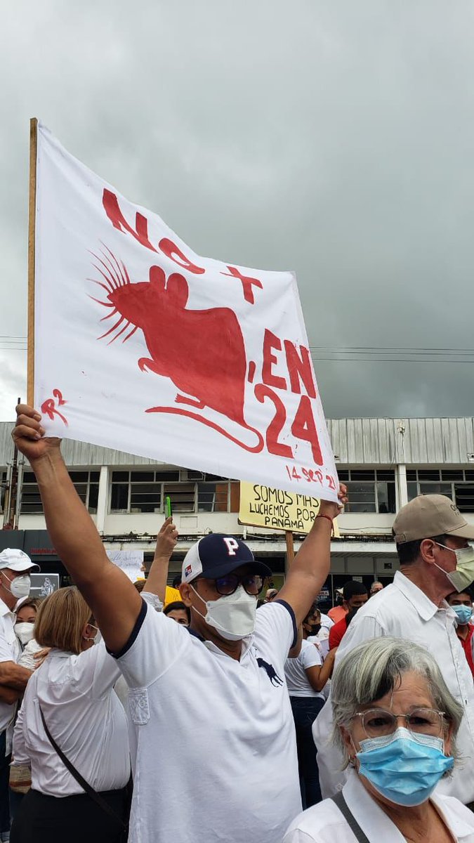El sentir del pueblo en una pancarta #BastaYa
