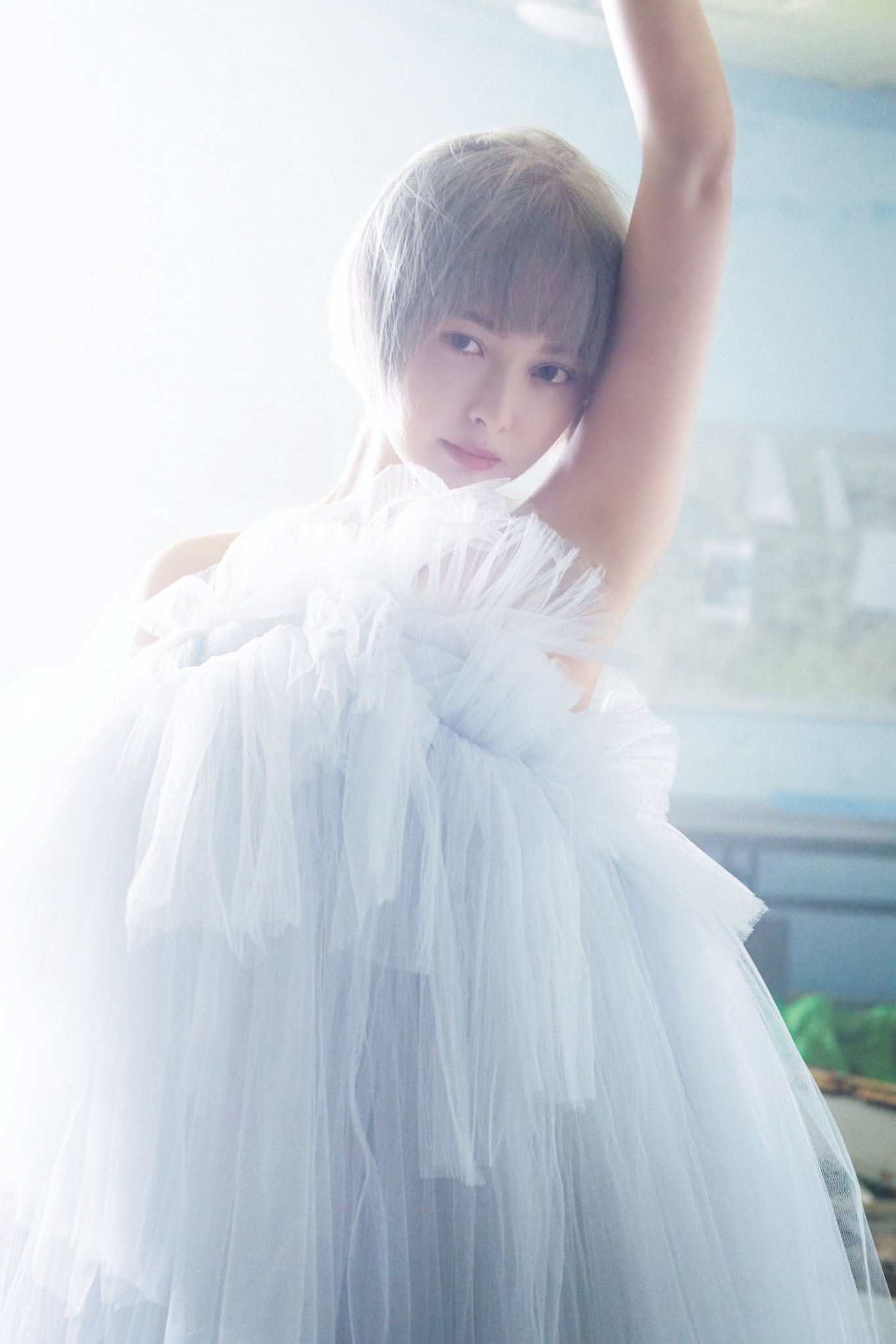 玉城ティナ デビュー10周年写真集『世界』公式 (@tina_sekai) / X