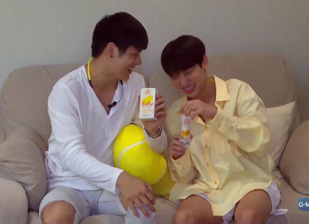 onlyATPATP's tweet photo. ไม่เอา ไม่ชิป ไม่ชิป พอแล้วมึง ไม่พายแล้ว ดับเรือซะ ไม่เอาไม่ชิป ไม่ๆๆ ไม่พายๆๆ พอๆ เลิกๆๆๆ ไม่ๆๆๆๆ ไม่ ไม่! ไม่! ไม่ไหวแล้วโว้ยยยยยย ฟิลแฟนฉิบหายเลย !! พี่ออฟอยู่ไหนนน มารับน้องกลับบ้านที กุใจแตกหมดแล้ววว เพ่อ๊อฟฟฟ 

#ลุคกัน https://t.co/aIN5RGFIiN