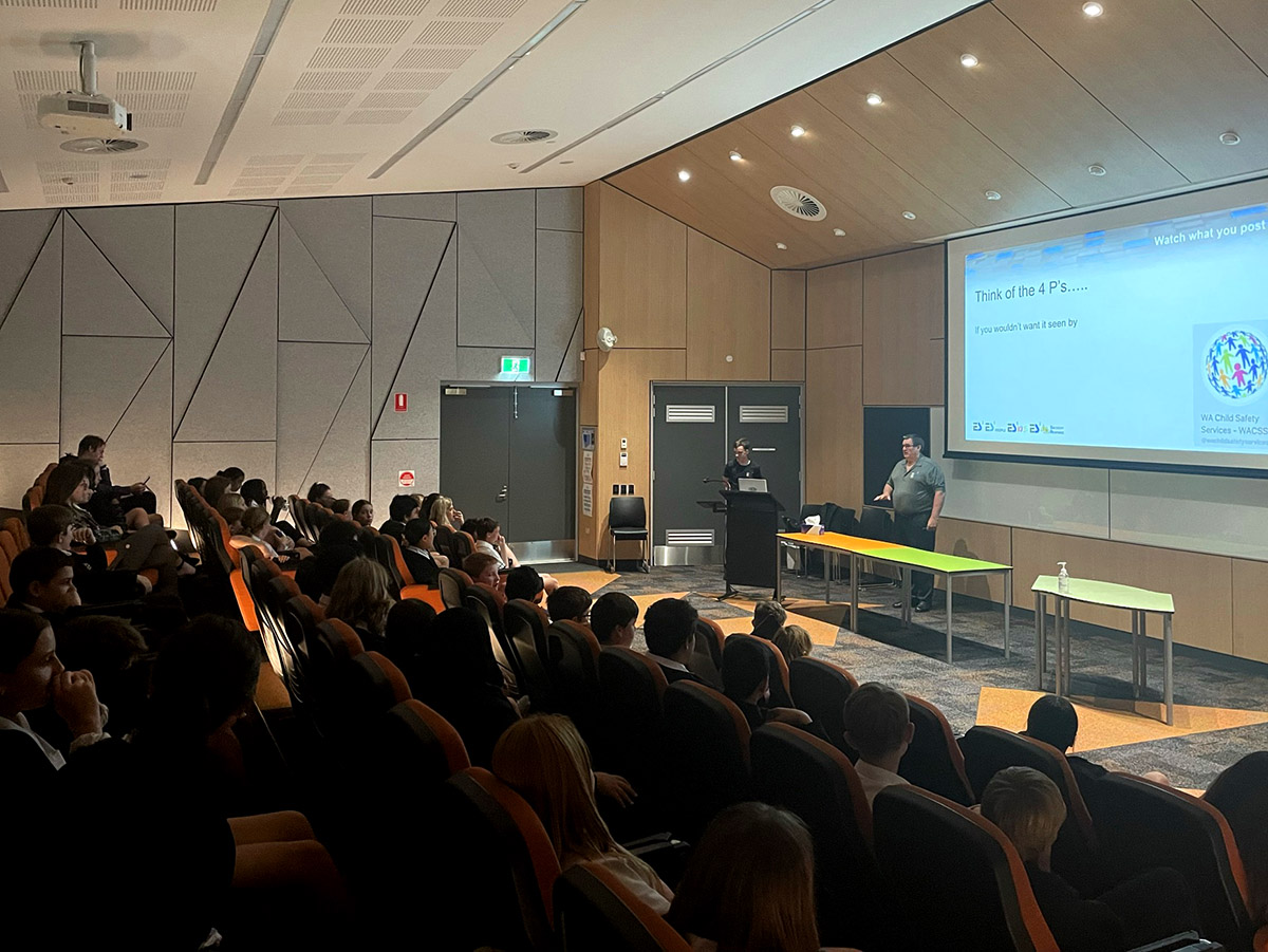 es2au's tweet photo. Thanks to Joseph Banks Secondary College for hosting Steve Simpson and ES2 Kids Ambassador Aidyn Bassett yesterday. Delivering to over 200 kids across 4 sessions, the ES2 team provided guidance to kids and parents on addressing cyber security issues at home. Well done! https://t.co/FaP5x3cDY2