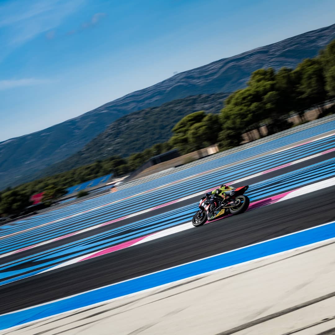 Day 1 on track @bol_dor ☑️ The riders have a great feeling with the circuit. A few set-up improvements to be made for official practice on Thursday morning 🔧

Administrative and technical inspections today 📋

@jonrno77 @joeakroyd89 @wigley_racing

📸 <a href="/FlorianMeuret/">meuret florian</a>