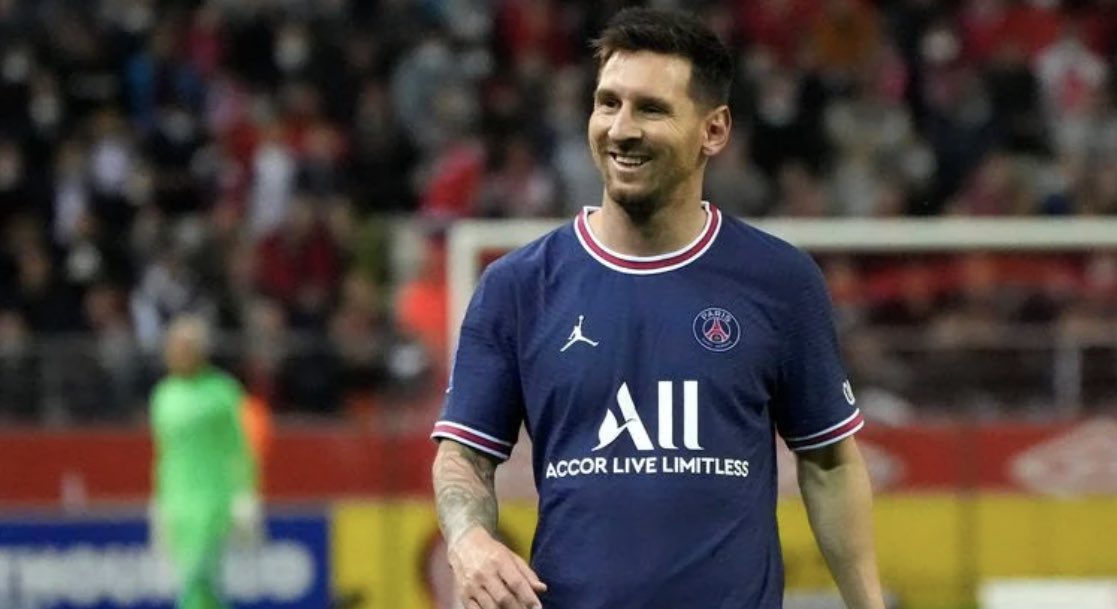 FTBLsection's tweet photo. If Messi scores ANYTIME against Brugge tonight we’ll giveaway a https://t.co/cy3P4xjETi box📦

Retweet &amp; follow us to enter!📲 https://t.co/PHJIanhlVs