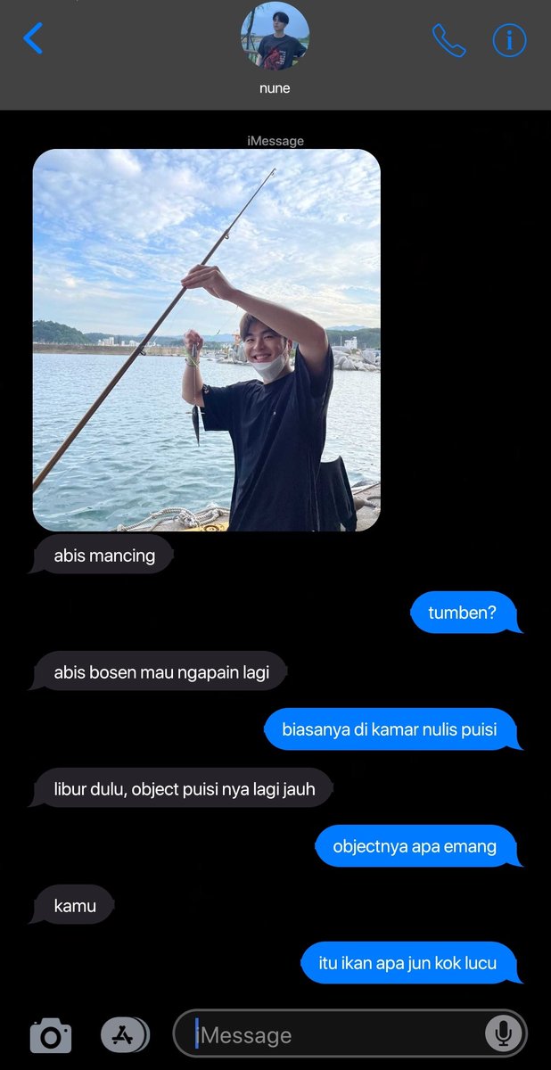 muffainee's tweet photo. pernah kelimpungan bales chat orang gak? kalau aku pernah https://t.co/6AsEx6qdN6