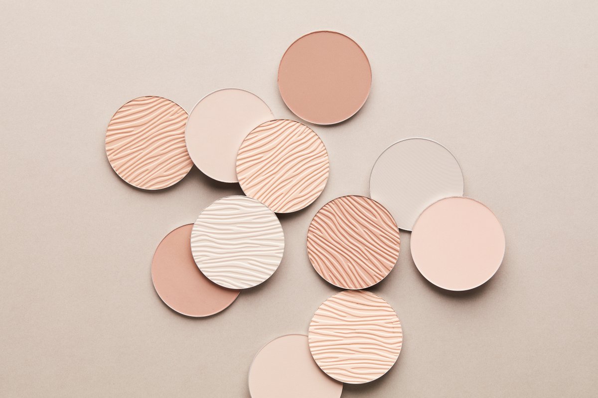 GOSH_IRELAND's tweet photo. have you tried ournew Dextreme powder....wear on its own or over your foundation ..in a nice range of shades.#goshcopenhagen #goshireland #goshcosmetics #dextreme powder https://t.co/CDkkzS60eW