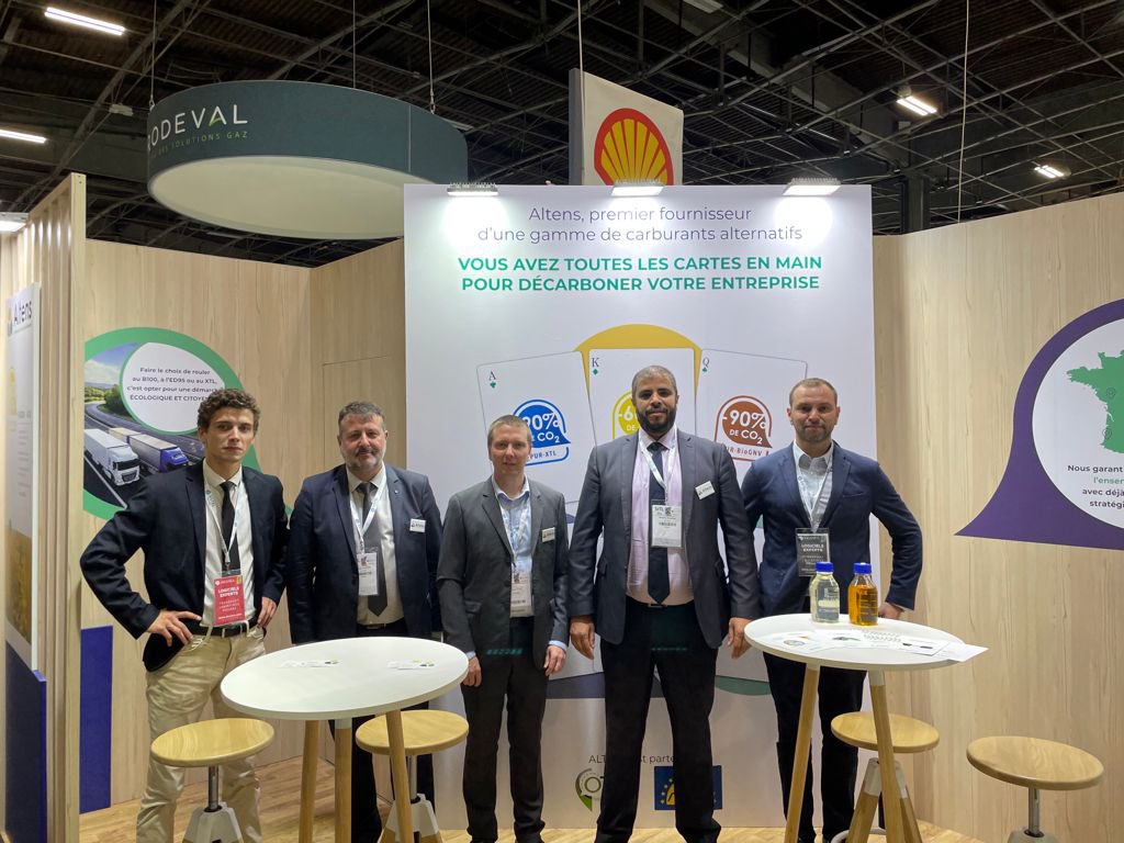 AltensFr's tweet photo. Voilà ! La team Altens disponible pour vous présenter sa gamme de #carburants #alternatifs sur le salon S.I.T.L. https://t.co/rwEPS22MHW