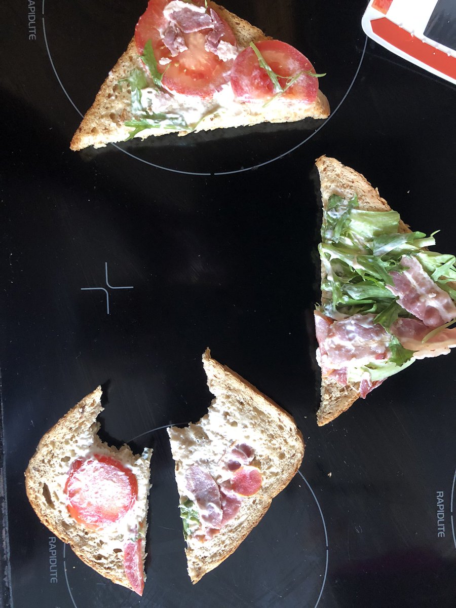 liampaynehome's tweet photo. @Tesco where’s the bacon Tesco? Last time I get a lunch deal here! https://t.co/xUGqk3PTzd