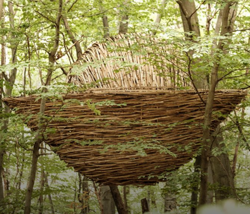 STMediaCH's tweet photo. Ein Wanderweg wie kein Zweiter! #Artinbosco in #Tesserete bei #Lugano! Ein Ausstellungspfad, der entsteht aus der Begegnung zwischen Kunst und Natur, und sich mit dem Wechsel der Jahreszeiten weiterentwickelt! 
@ticinoturismo @LuganoRegion
https://t.co/nj1RStaZzc https://t.co/kRDWdrtqtQ