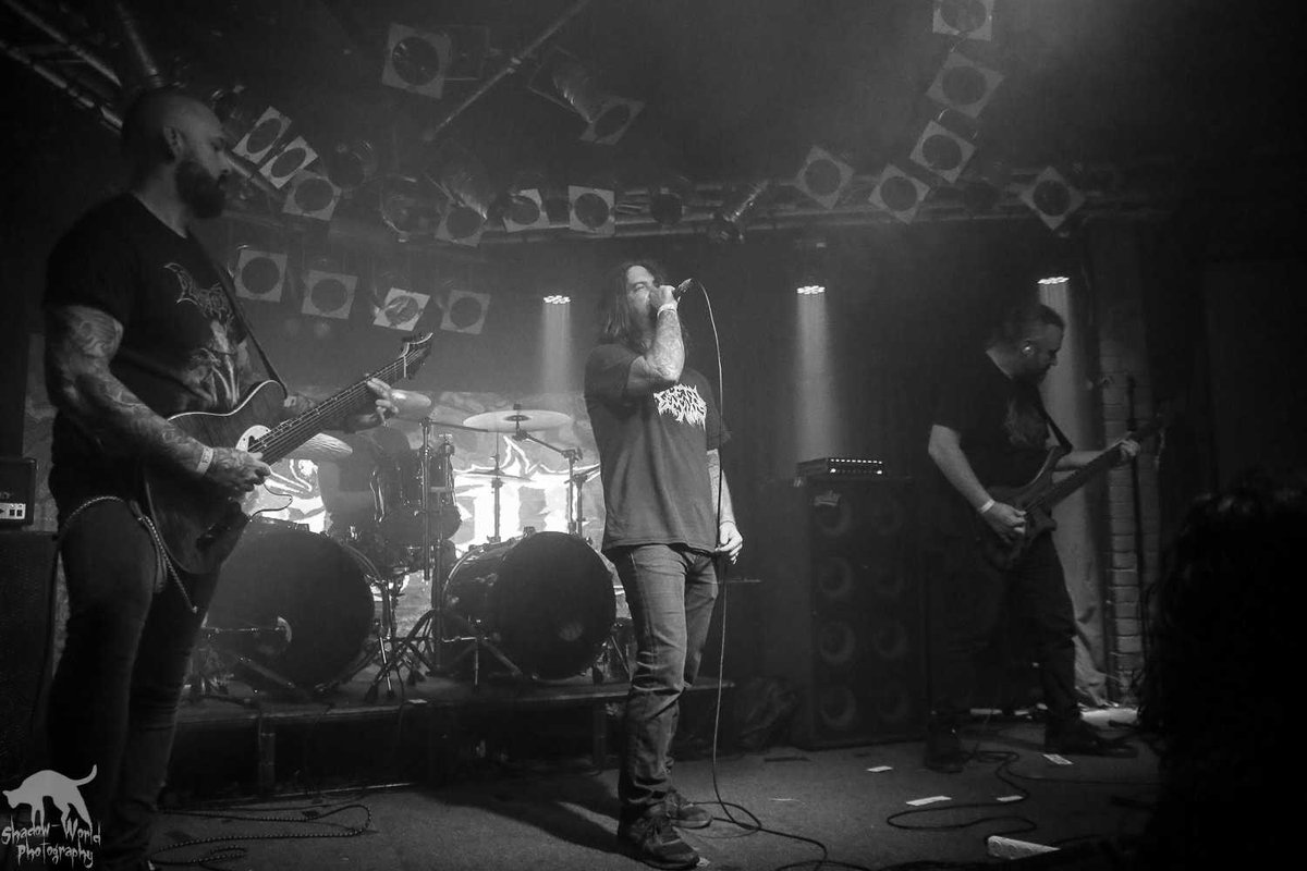 BlessedAltarZin's tweet photo. The fitting deep guttural vocals treats the music in equal ways, and I just know that fans of classic death metal... @ASHEN51616042  🇦🇺 "Godless Oath"
Via #BitterLossRecords
By @JuliaKatrine 
#WeAreBlessedAltarZine
#TheZineSupportingTheUnderground
https://t.co/oUMUZxkTGZ https://t.co/avlUHghNl9