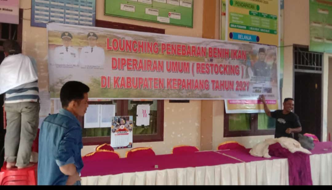 RendyAmri's tweet photo. Persiapan launching penebaran ikan di perairan umum (Restocking) Kab. Kepahiang Prov. Bengkulu
@BPBAT_JAMBI @BudidayaKKP @puslatluhkp @RISET_PALEMBANG @fisheris_ @lapregiwati @brsdm_kp 
#GiatLuhkanSatminkalBRPPUPP 
#PPBKepahiang https://t.co/UGbL3krdFl