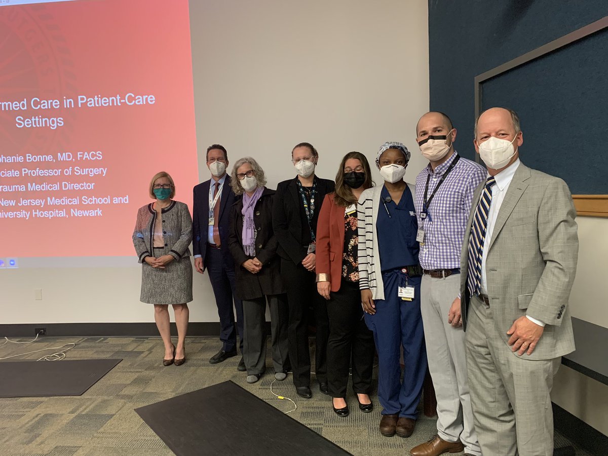 InabnetMD's tweet image. Huge shoutout and thx to Dr Stephanie Bonne for serving - in person! - as the @WomenSurgeons Kim Ephgrave visiting prof @UKSurgeryDept. Injury prevention and toxic stress give us much to think about. An inspiring visit!