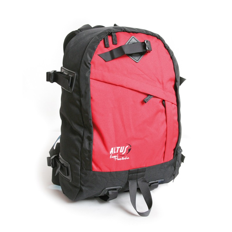 Mi mochila de clase/la de viaje/ la de deporte/ la de monte