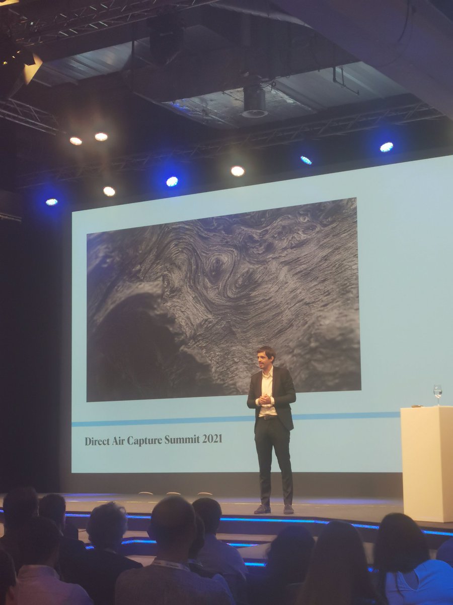 Climeworks's tweet photo. We need to develop a market for direct air capture. And we will hear a lot from people that are already helping to create this market today. Be inspired by those pioneers! - Jan Wurzbacher, co-founder and co-CEO of Climeworks welcoming everyone to the
#DACSummit21 https://t.co/HrhXw3ziF9