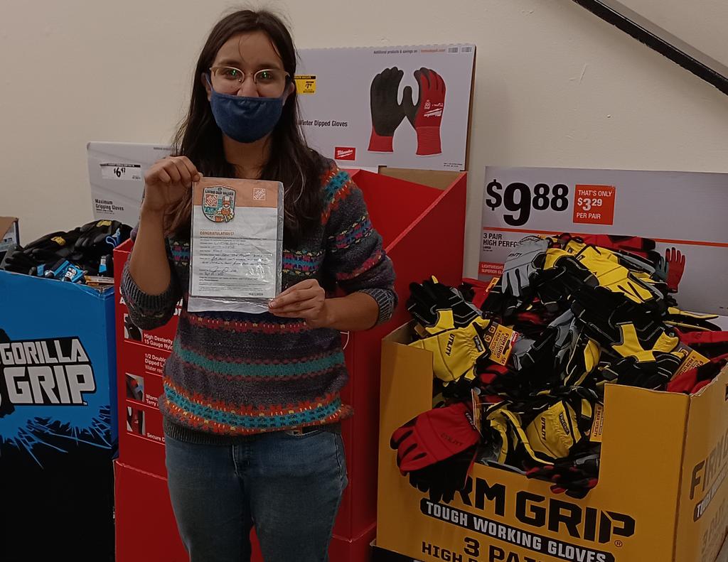 Jonny OD28 (@jonnyod38) on Twitter photo Another Homer finds its rightful owner. Thank you Cristina from D38 packdown for going out of your way to help others & still getting your job done! <a href="/RLM4040/">Robert</a> <a href="/jessharrison__/">Jessica Harrison</a> <a href="/4040Nights/">4040Nights</a> @hdrharv <a href="/Bendotts/">Ben Dotts</a> <a href="/RyanLHD4040/">Ryan Larson</a> <a href="/Rogerh4040/">Roger H</a> Another Homer finds its rightful owner. Thank you Cristina from D38 packdown for going out of your way to help others & still getting your job done! <a href="/RLM4040/">Robert</a> <a href="/jessharrison__/">Jessica Harrison</a> <a href="/4040Nights/">4040Nights</a> @hdrharv <a href="/Bendotts/">Ben Dotts</a> <a href="/RyanLHD4040/">Ryan Larson</a> <a href="/Rogerh4040/">Roger H</a>