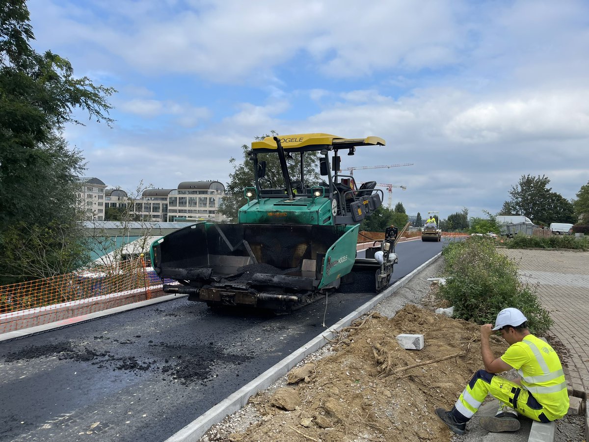 telemak_stream's tweet photo. Binnen enkele dagen kan u nog sneller en veiliger bij Telemak geraken dank zij de nieuwe fietssnelweg F3 naar Zaventem Keiberg https://t.co/aKBZ3FNEvc https://t.co/PIFlh1ZTjs
