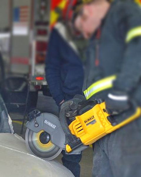 AMKUS would like to congratulate Donnie Shoemaker of Lake Jackson VFD on his DeWalt CutSaw2-kit winning entry! 
AMKUS reps have been busy across the country dropping off entry ballots at fire stations, and Donnie was drawn as the winner! We will be launching a new drawing soon!